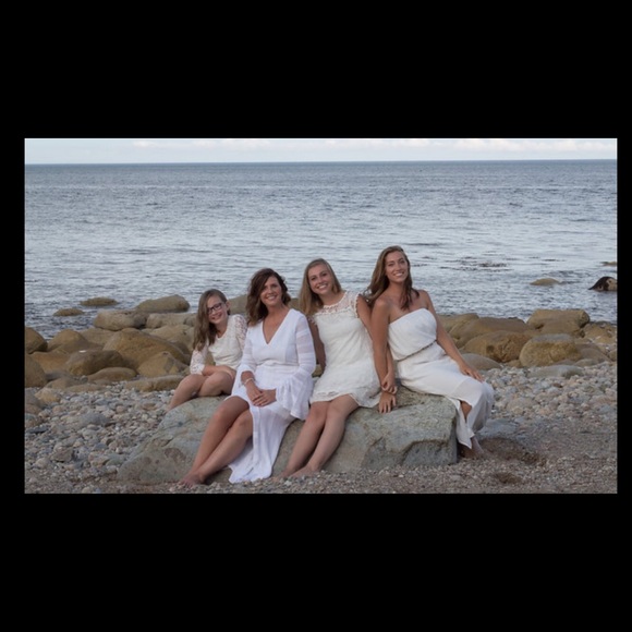 Meet your Posher, Sally - Picture 5 of 8